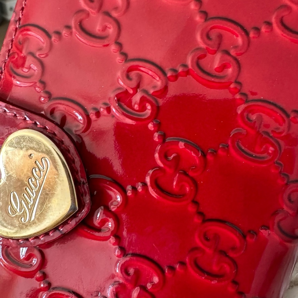Gucci Red Patent Leather GG Guccissima Heart Wallet — Gold Accent - Picture 4 of 8